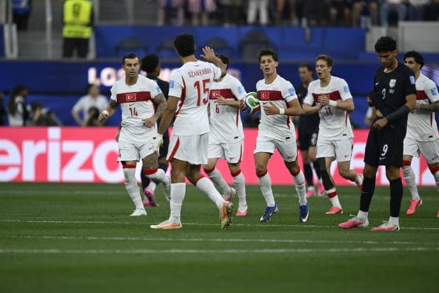 Turkiye v USA - FIFA World Cup, WM, Weltmeisterschaft, Fussball 2026 - Group D LOS ANGELES, CALIFORNIA - JUNE 25: Players of Turkiye celebrate after a goal by Arda Guler (8) during the 2026 FIFA World Cup First Stage Group D match between Turkiye and USA at the Los Angeles Stadium (SoFi Stadium) in Inglewood, California, United States on June 25, 2026. Tayfun Coskun Anadolu California United States. Editorial use only. Please get in touch for any other usage.  Copyright: x2026xAnadoluxTayfunxCoskunx