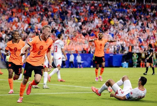 KANSAS - Jan Paul van Hecke of the Netherlands celebrates the 1-3 during the 2026 FIFA World Cup, WM, Weltmeisterschaft, Fussball Group F match between Tunisia and the Netherlands at Kansas City Stadium on June 25, 2026, in Kansas, United States. ROBIN VAN LONKHUIJSEN ANP FIFA World Cup 2026 group stage 2026 xVIxANPxSportx xxANPxIVx 562007790 originalFilename: 562007790.jpg