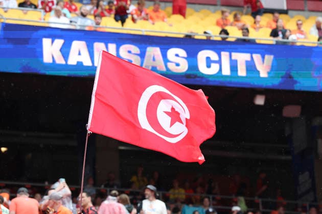KANSAS CITY, MO - JUNE 25: A Tunisia flag flies before the FIFA World Cup, WM, Weltmeisterschaft, Fussball 2026 Group F match between Tunisia and Netherlands on June 25, 2026 at Kansas City Stadium in Kansas City, MO. (Photo by Scott Winters Icon Sportswire) SOCCER: JUN 25 FIFA World Cup 26 Group F - Tunisia vs Netherlands EDITORIAL USE ONLY Icon2606251065
