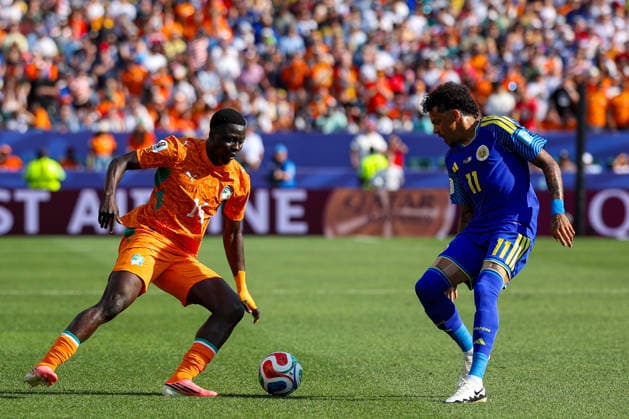 June 25, 2026, Philadelphia, Pennsylvania, USA: OUMAR DIAKITE of Cote D Ivoire dribbles the ball during the 2026 FIFA World Cup, WM, Weltmeisterschaft, Fussball Group E match at Philadelphia Stadium in Philadelphia, PA on June 25, 2026. World Cup 2026: Curacao 0:2 Cote DIvoire  - ZUMAm283 20260625_zsp_m283_048 Copyright: xBillyxMyersx
