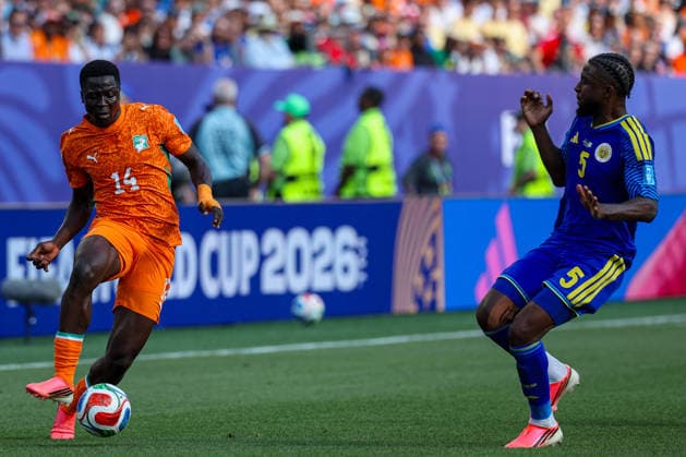 June 25, 2026, Philadelphia, Pennsylvania, USA: OUMAR DIAKITE of Cote D Ivoire crosses the ball into the box during the 2026 FIFA World Cup, WM, Weltmeisterschaft, Fussball Group E match at Philadelphia Stadium in Philadelphia, PA on June 25, 2026. World Cup 2026: Curacao 0:2 Cote DIvoire  - ZUMAm283 20260625_zsp_m283_050 Copyright: xBillyxMyersx