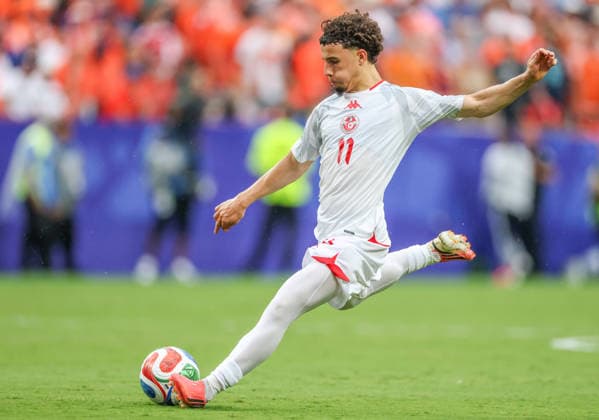 JUNE 25, 2026: Tunisia midfielder Ismael Gharbi (11) gets ready to kick the ball against Netherlands at Kansas City Stadium in Kansas City, MO. CSM Kansas City United States - ZUMAc04_ 20260625_zma_c04_337 Copyright: xRomanxPunox