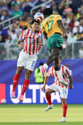 Gustavo Gomez of Paraguay and Nestory Irankunda of Australia challenge for a header during the FIFA World Cup, WM, Weltmeisterschaft, Fussball 2026 match between Paraguay and Australia at Levi s Stadium, San Francisco, USA on 26 June 2026. Copyright: xPeterxDovganx 45120040