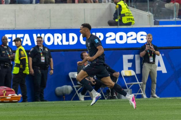 June 25, 2026, Los Angeles, California, USA: United States Auston Trusty (6) celebrates after scoring against the Turkey during the FIFA World Cup, WM, Weltmeisterschaft, Fussball Group D soccer match at SoFi Stadium in Inglewood, Calif., Thursday, June 25, 2026. World Cup 2026: United States Vs Turkey  - ZUMAc68_ 20260625_zaf_c68_025 Copyright: xRingoxChiux