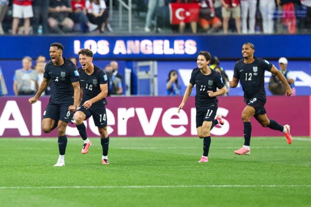 FIFA World Cup, WM, Weltmeisterschaft, Fussball 2026 - Group D - Turkey vs USA United States of America defender Auston Trusty celebrates with his teammates after scoring a goal in the first half of the FIFA World Cup 2026 group stage match Turkey against USA, in Los Angeles, USA, 25 June 2026. LOS ANGELES United States  Copyright: xCHRISTOPHERxTORRESx