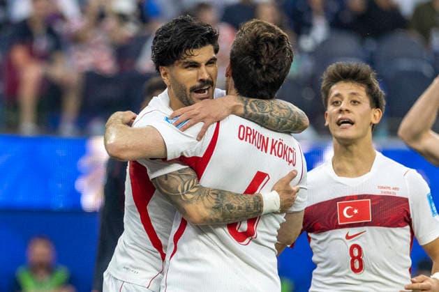 June 25, 2026, Los Angeles, California, USA: Turkey Orkun Kokcu (6) celebrates after scoring against the United States during the FIFA World Cup, WM, Weltmeisterschaft, Fussball Group D soccer match at SoFi Stadium in Inglewood, Calif., Thursday, June 25, 2026. Los Angeles USA - ZUMAc68_ 20260625_zaf_c68_031 Copyright: xRingoxChiux