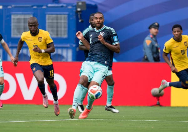 Einzelbild, Single image: Jonathan Tah (Germany, 4) FIFA World Cup, WM, Weltmeisterschaft, Fussball 2026: Ecuador vs Deutschland 25 June 2026, FIFA World Cup 2026: Ecuador vs Deutschland (Group E, Matchday 3) at New York New Jersey Stadium in East Rutherford, New Jersey, USA. *** Single image: Jonathan Tah, Germany; 2026 FIFA World Cup: Ecuador vs. Germany, June 25, 2026; 2026 FIFA World Cup: Ecuador vs. Germany, Group E, Matchday 3, at New York New Jersey Stadium in East Rutherford, New Jersey, USA Copyright: HMBxMedia xMarcoxBader