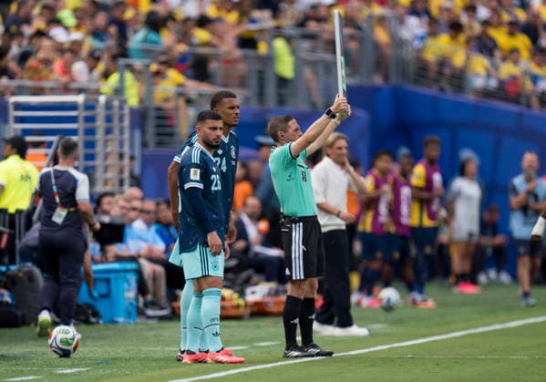 Deniz Undav (Germany, 26) und Malick Thiaw (Germany, 24) werden eingwechselt. FIFA World Cup, WM, Weltmeisterschaft, Fussball 2026: Ecuador vs Deutschland 25 June 2026, FIFA World Cup 2026: Ecuador vs Deutschland (Group E, Matchday 3) at New York New Jersey Stadium in East Rutherford, New Jersey, USA. *** Deniz Undav (Germany), 26, and Malick Thiaw (Germany), 24, are substituted into the game. 2026 FIFA World Cup: Ecuador vs. Germany, June 25, 2026; 2026 FIFA World Cup: Ecuador vs. Germany, Group E, Matchday 3 at New York New Jersey Stadium in East Rutherford, New Jersey, USA Copyright: HMBxMedia xMarcoxBader