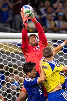 Zion Suzuki of Japanduring the FIFA World Cup, WM, Weltmeisterschaft, Fussball 2026 Group F match between Japan and Sweden at Dallas Stadium in Arlington, Texas, United States, on June 25th, 2026. (Photo by Riquelve Nata Sports Press Photo)  Copyright: xRiquelvexNata SportsxPressxPhotox Sportspressphoto_SPR177397