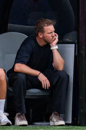 FIFA Fussball Weltmeisterschaft 2026, Gruppe E, Spiel 3, Ecuador vs Deutschand, 25.06.2026, Metlife-Stadion in New Jersey Julian Nagelsmann (Deutschland) sauer unzufrieden genervt unglücklich enttäuscht *** 2026 FIFA World Cup, Group E, Match 3, Ecuador vs. Germany, June 25, 2026, MetLife Stadium in New Jersey Julian Nagelsmann Germany angry, dissatisfied, annoyed, unhappy, disappointed Copyright: xBahhoxKarax