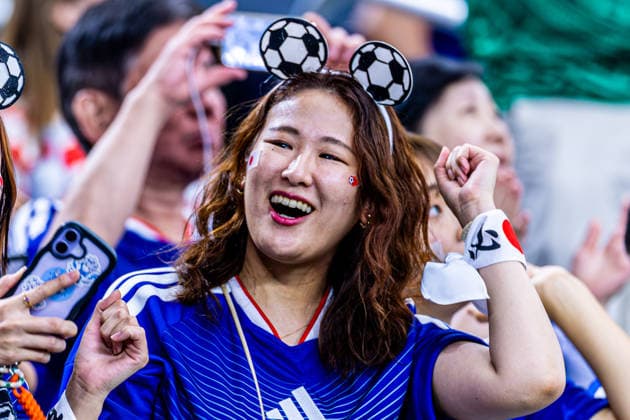 Japan vs. Sweden DALLAS, TX - 25.06.2026: JAPAN VS. SWEDEN - Fans watch the match between Japan and Sweden, valid for the group stage of the 2026 FIFA World Cup, WM, Weltmeisterschaft, Fussball held at AT&amp;T Stadium, in Arlington, Texas, United States, this Thursday (25). (Photo: Danilo Fernandes Fotoarena) x2971001x  DaniloxFernandes
