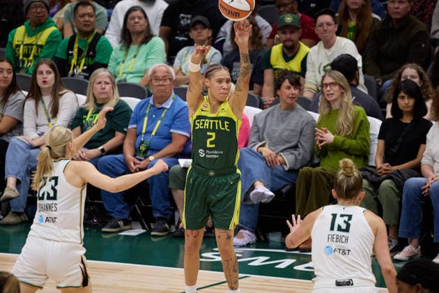June 25, 2026, Seattle, Washington, USA: Seattle Storm guard NATISHA HIEDEMAN (2) attempts a field goal in the second quarter of the WNBA, Basketball Damen, USA match between the Seattle Storm and New York Liberty at Climate Pledge Arena in Seattle. WNBA 2026: Seattle 99:88 New York  - ZUMAd218 20260625_zsp_d218_018 Copyright: xRichardxDizonx
