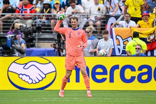 goalkeeper Manuel Neuer (Germany) controls the Ball during the FIFA World Cup, WM, Weltmeisterschaft, Fussball 2026 Group E match between Ecuador and Germany at New York New Jersey Stadium on June 25, 2026 in East Rutherford, United States. (Photo by Harry Langer DeFodi Images) - *** Goalkeeper Manuel Neuer of Germany controls the ball during the 2026 FIFA World Cup Group E match between Ecuador and Germany at New York New Jersey Stadium on June 25, 2026, in East Rutherford, United States. Photo by Harry Langer, DeFodi Images