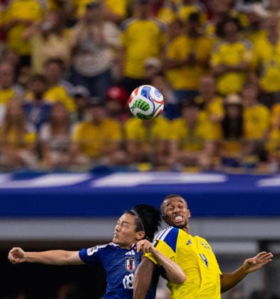 260625 Ayase Ueda of Japan and Isak Hien of Sweden during the FIFA World Cup, WM, Weltmeisterschaft, Fussball 2026 football match between Japan and Sweden on June 25, 2026 in Dallas. Photo: Petter Arvidson BILDBYRAN kod PA PA1259 bbeng fotboll football soccer fotball vm fotbolls-vm fotball-vm fotbolls-vm 2026 fifa world cup 2026 sverige sweden sverige a japan *** June 25, 2026: Ayase Ueda of Japan and Isak Hien of Sweden during the 2026 FIFA World Cup soccer match between Japan and Sweden on June 25, 2026 in Dallas. Photo by Petter Arvidson. BILDBYRAN code PA PA1259 bbeng soccer football fotball World Cup soccer World Cup 2026 FIFA World Cup 2026 Sweden Sweden A Japan  Copyright: PETTERxARVIDSON BB260625PA299