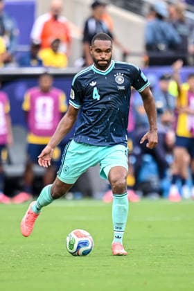 Jonathan Tah (Germany) controls the Ball during the FIFA World Cup, WM, Weltmeisterschaft, Fussball 2026 Group E match between Ecuador and Germany at New York New Jersey Stadium on June 25, 2026 in East Rutherford, United States. (Photo by Harry Langer DeFodi Images) - *** Jonathan Tah of Germany controls the ball during the 2026 FIFA World Cup Group E match between Ecuador and Germany at New York New Jersey Stadium on June 25, 2026, in East Rutherford, United States. Photo by Harry Langer, DeFodi Images