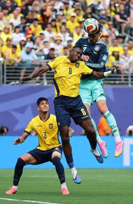 260626 -- NEW JERSEY, June 26, 2026 -- Kai Havertz R of Germany competes with Pacho of Ecuador during the group E match between Ecuador and Germany at the 2026 FIFA World Cup, WM, Weltmeisterschaft, Fussball at New York New Jersey Stadium in New Jersey, the United States, June 25, 2026. SPU.S.-NEW JERSEY-FOOTBALL-FIFA WORLD CUP-GROUP E-ECU VS GER CaoxCan  (SP)U.S.-NEW JERSEY-FOOTBALL-FIFA WORLD CUP-GROUP E-ECU VS GER IMAGO CaoxCan  imago images 0860042408