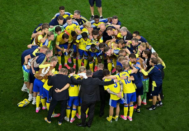 (260626) -- DALLAS, June 26, 2026 -- Members of Team Sweden are seen after the group F match between Japan and Sweden at the 2026 FIFA World Cup, WM, Weltmeisterschaft, Fussball at Dallas Stadium in Dallas, the United States, on June 25, 2026. ) (SP)U.S.-DALLAS-FOOTBALL-FIFA WORLD CUP-GROUP F-JPN VS SWE ChengxMin 