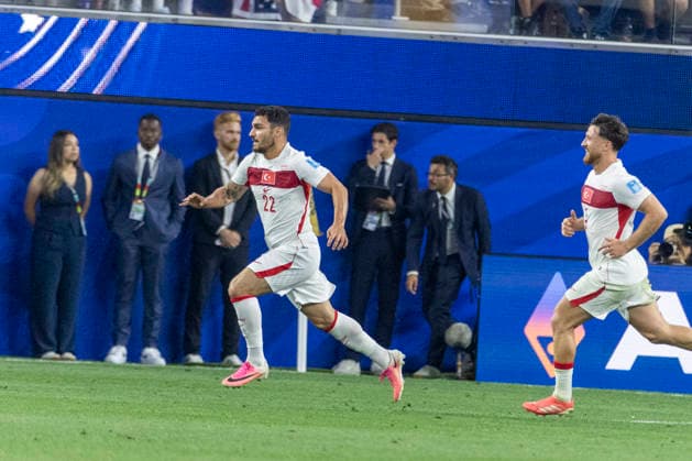 June 25, 2026, Los Angeles, California, USA: TurkeyÃ¢â‚¬â ¢s Kaan Ayhan (22) celebrates after scoring against the United States during the FIFA World Cup, WM, Weltmeisterschaft, Fussball Group D soccer match at SoFi Stadium in Inglewood, Calif., Thursday, June 25, 2026. World Cup 2026: United States 2:2 Turkey  - ZUMAc68_ 20260625_zaf_c68_062 Copyright: xRingoxChiux