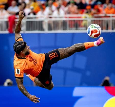 KANSAS - Memphis Depay or the Netherlands during the FIFA 2026 World Cup Group F match between Tunisia and the Netherlands at Kansas City Stadium on June 25, 2026, in Kansas, United States. KOEN VAN WEEL ANP FIFA World Cup, WM, Weltmeisterschaft, Fussball 2026 group stage 2026 xVIxANPxSportx xxANPxIVx 562021468 originalFilename: 562021468.jpg