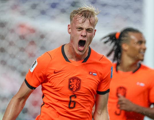JUNE 25, 2026: Netherlands defender Jan-Paul Van Hecke (6) reacts after scoring a goal against Tunisia at Kansas City Stadium in Kansas City, MO. CSM Kansas City United States - ZUMAc04_ 20260625_zma_c04_403 Copyright: xRomanxPunox