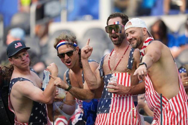 RECORD DATE NOT STATED 25th June 2026; SoFi Stadium, Los Angeles, California, United States of America; FIFA World Cup, WM, Weltmeisterschaft, Fussball Football, Turkey versus United States of America; United States fans pre match party in the stands AlecxBrown