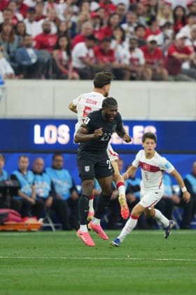 RECORD DATE NOT STATED 25th June 2026; SoFi Stadium, Los Angeles, California, United States of America; FIFA World Cup, WM, Weltmeisterschaft, Fussball Football, Turkey versus United States of America; Mark McKenzie of United States under pressure from Salih Ozcan of Turkey during an aerial challenge AlecxBrown