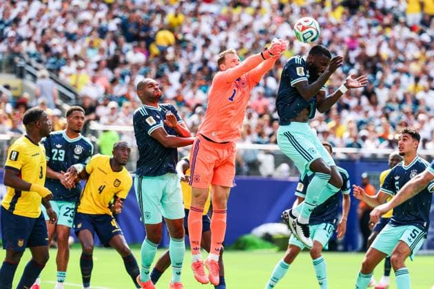 June 25, 2026, East Rutherford, Nj, United States of America: Manuel Neuer goalkeeper of Germany during the match between Ecuador and Germany in the third round of Group E of the 2026 FIFA World Cup, WM, Weltmeisterschaft, Fussball group stage at New York New Jersey Stadium, in East Rutherford, United States, on Thursday, June 25, 2026.(Foto: Brazil Photo Press Brazil Photo Press) INTERNATIONAL East Rutherford United States of America - ZUMAv122 0860057557st Copyright: xWilliamxVolcovx