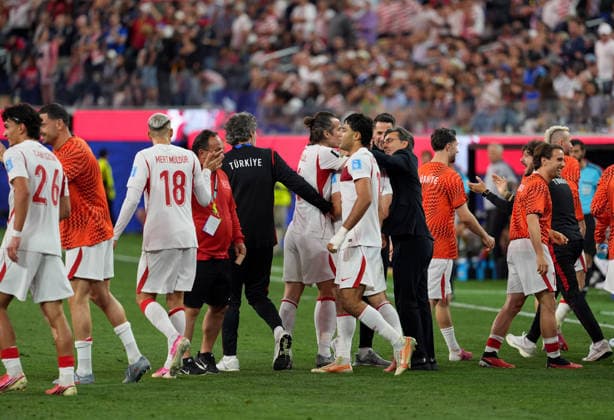 Turkiye v USA - FIFA World Cup, WM, Weltmeisterschaft, Fussball 2026 - Group D LOS ANGELES, CALIFORNIA - JUNE 25: Team Turkiye celebrate after winning the 2026 FIFA World Cup First Stage Group D match between Turkiye and USA at the Los Angeles Stadium (SoFi Stadium) in Inglewood, California, United States on June 25, 2026. Tayfun Coskun Anadolu California United States. Editorial use only. Please get in touch for any other usage.  Copyright: x2026xAnadoluxTayfunxCoskunx