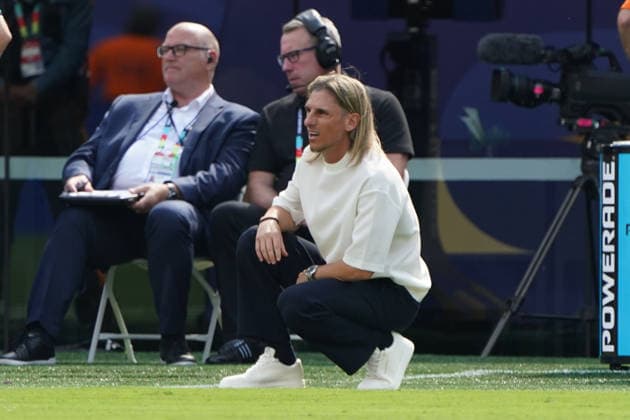 Fussball , Weltmeisterschaft 2026, FIFA WM 2026, Fussball World Cup , Canada USA, Mexico-2026, Ecuador vs Deutschland Ecuador vs Germany Gruppenphase, Gruppen E , 25..06.2026, Metlife Stadium New York-New Jersey Sabastian Beccacece Trainer Headcoach Ecuador, Aktion Einzelbild, Foto Chai von der Laage FIFA regulations prohibit any use of photographs as image sequences and or quasi-video. EDITORIAL USE ONLY, *** Soccer, 2026 World Cup, FIFA World Cup 2026, Soccer World Cup, Canada, USA, Mexico 2026, Ecuador vs. Germany, Group Stage, Group E, June 25, 2026, MetLife Stadium, New York, New Jersey; Sebastián Beccacece, Head Coach of Ecuador; Action still image; Photo by Chai von der Laage; FIFA regulations prohibit any use of photographs as image sequences and or quasi-video; EDITORIAL USE ONLY,