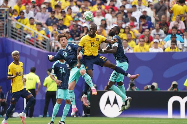 Fussball , Weltmeisterschaft 2026, FIFA WM 2026, Fussball World Cup , Canada USA, Mexico-2026, Ecuador vs Deutschland Ecuador vs Germany Gruppenphase, Gruppen E , 25..06.2026, Metlife Stadium New York-New Jersey angelo stiller, Deutschland, Germany, GER enner valencia, antonio rüdiger Foto Chai von der Laage FIFA regulations prohibit any use of photographs as image sequences and or quasi-video. EDITORIAL USE ONLY, *** Soccer, 2026 World Cup, FIFA World Cup 2026, Soccer World Cup, Canada, USA, Mexico 2026, Ecuador vs. Germany, Group Stage, Group E, June 25, 2026, MetLife Stadium, New York, New Jersey, Angelo Stiller, Germany, GER, Enner Valencia, Antonio Rüdiger, Photo by Chai von der Laage. FIFA regulations prohibit any use of photographs as image sequences and or quasi-video. EDITORIAL USE ONLY,