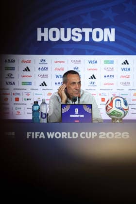 (260626) -- HOUSTON, June 26, 2026 -- Georgios Donis, head coach of Saudi Arabia, attends a press conference, PK, Pressekonferenz at the 2026 FIFA World Cup, WM, Weltmeisterschaft, Fussball in Houston, the United States, on June 25, 2026. ) (SP)U.S.-HOUSTON-FOOTBALL-FIFA WORLD CUP-PRESS CONFERENCE-SAUDI ARABIA LixMing 
