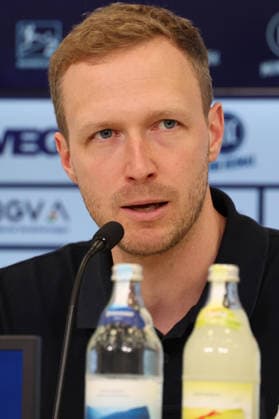 26.06.2026, xrekx, Fussball 2.Bundesliga, Karlsruher SC - Pressekonferenz v.l. Maximilian Senft Trainer (Karlsruher SC) (DFL DFB REGULATIONS PROHIBIT ANY USE OF PHOTOGRAPHS as IMAGE SEQUENCES and or QUASI-VIDEO) Karlsruhe *** June 26, 2026, xrekx, Soccer 2. Bundesliga, Karlsruher SC Press Conference with Maximilian Senft, Coach of Karlsruher SC. DFL and DFB regulations prohibit any use of photographs as image sequences and or quasi-video. Karlsruhe
