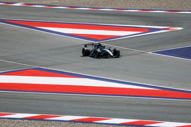F1 - AUSTRIAN GRAND PRIX 2026 12 KIMI ANTONELLI Andrea (ita), Mercedes AMG F1 Team W17, action during the Formula 1 Austrian Grand Prix 2026, 8th round of the 2026 Formula One World Championship, WM, Weltmeisterschaft from June 26 to 28, 2026 on the Red Bull Ring, in Spielberg, Austria - SpielbergAustria  Copyright: xFLORENTxGOODENx