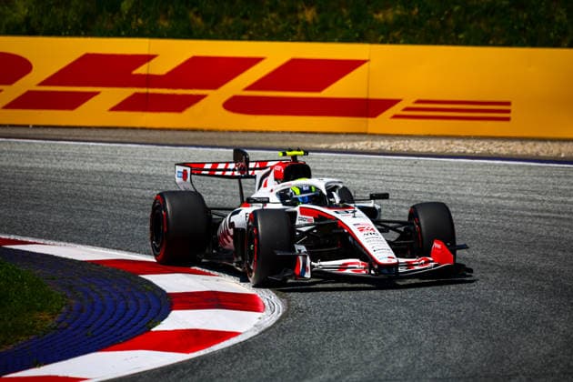 IPA86091452 - 87 Oliver Bearman (GRB), Haas TGR F1 Team VF26, during the Austrian Grand Prix, Spielberg, June 25–28, 2026, Red Bull Ring, 2026 Formula 1 World Championship, WM, Weltmeisterschaft  Copyright: xFedericoxBasile IPAxSportx xx 86091452