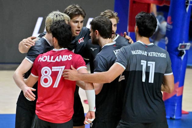 LJUBLJANA, SLOVENIA - JUNE 26: Team Canada celebration point during the FIVB Men s Volleyball Nations League match between Ukraine and Canada at Arena Stozice, Ljubljana on June 26, 2026 in Ljubljana, Slovenia. (Photo by Igor Kupljenik Sports Press Photo).  Copyright: xIgorxKupljenikx xSPPx Sportspressphoto_SPR177431