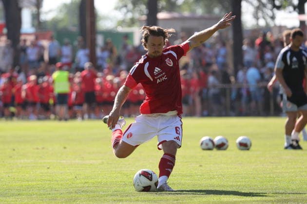 6 Jonas Hofmann (Energie Cottbus) Fussball Testspiel 2026 2027 SV Lok Calau - FC Energie Cottbus *** 6 Jonas Hofmann Energie Cottbus Soccer Friendly Match 2026 2027 SV Lok Calau FC Energie Cottbus