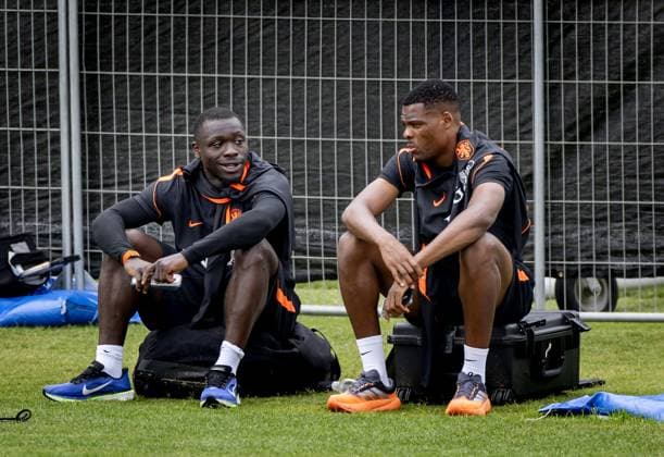 KANSAS CITY - Brian Brobbey of the Netherlands and Denzel Dumfries of the Netherlands during a training session of the Dutch national team, Nationalteam at the KC Current Training Facility, on June 26, 2026, in Kansas City. The Dutch team is preparing for the match against Morocco during the FIFA World Cup, WM, Weltmeisterschaft, Fussball KOEN VAN WEEL ANP xVIxANPxSportx xxANPxIVx 562073125 originalFilename: 562073125.jpg