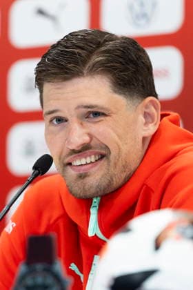 FIFA World Cup, WM, Weltmeisterschaft, Fussball 2026 - Switzerland press conference, PK, Pressekonferenz Switzerland s goalkeeper Gregor Kobel attends a press conference of the Swiss national soccer team at the SDJA in San Diego, California, USA, 26 June 2026, during the FIFA World Cup 2026. San Diego United States  Copyright: xPETERxKLAUNZERx