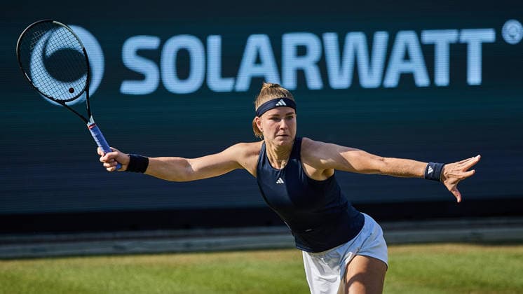 June 26, 2026, Bad Homburg, Hessen, Germany: Karolina Muchova of Czech Republic returns with forehand during the BAD HOMBURG OPEN powered by SOLARWATTT- WTA500 - Womens Tennis, 26.6.2026 in Bad Homburg (Tennis-Club Bad Homburg), Germany Tennis 2026: WTA, Tennis Damen Bad Hombug Open: Semifinal Singles: MUCHOVA 6:4 6:4 RUSE  - ZUMAs343 20260626_zsp_s343_063 Copyright: xMathiasxSchulzx