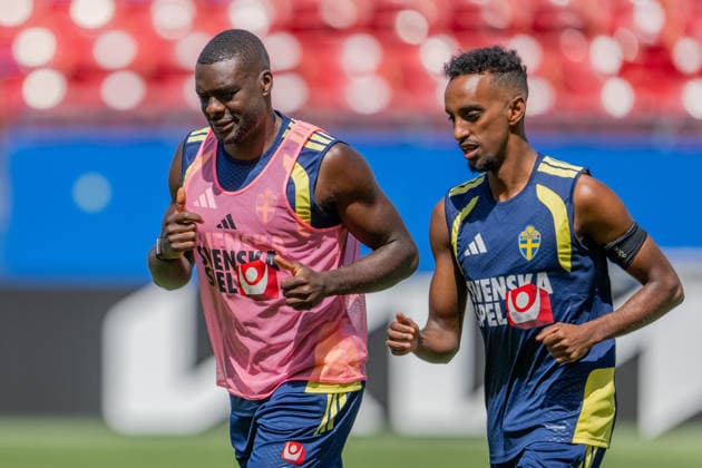 260626 Ken Sema and Taha Ali of the Swedish national football team at a training session during day 16 of the FIFA World Cup, WM, Weltmeisterschaft, Fussball 2026 on June 26, 2026 in Dallas. Photo: Petter Arvidson BILDBYRAN kod PA PA1260 fotboll football soccer fotball vm fotbolls-vm fotball-vm fotbolls-vm 2026 fifa world cup 2026 träning practice training sverige sweden sverige a day 16 bbeng *** 260626 Ken Sema and Taha Ali of the Swedish national soccer team at a training session on day 16 of the 2026 FIFA World Cup on June 26, 2026 in Dallas. Photo by Petter Arvidson, BILDBYRAN. Code: PA PA1260. soccer, football, soccer World Cup, 2026 FIFA World Cup, training, Sweden, Sweden A, Day 16 bbeng  Copyright: PETTERxARVIDSON BB260626PA012