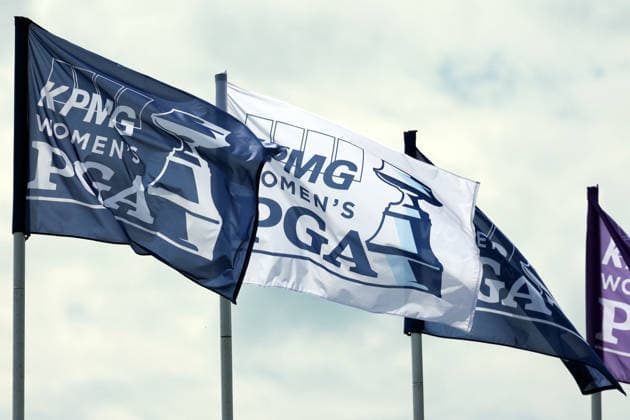KPMG Women™s PGA, Golf Herren Championship 2026 CHASKA, MINNESOTA - JUNE 26: Flags with the KPMG Women™s PGA logo fly at the 9th green during the second round of the KPMG Women™s PGA Championship 2026 at Hazeltine National Golf Club in Chaska, Minnesota, USA Thursday, June 26, 2026. Chaska Minnesota United States  Copyright: xAmyxLemusx originalFilename:lemus-kpmgwome260626_npfBo.jpg