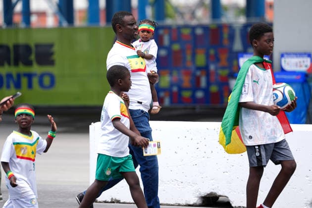 Ahead of Senegal v Iraq - FIFA World Cup, WM, Weltmeisterschaft, Fussball 2026 TORONTO, CANADA - JUNE 26 : Fans arrive at Toronto Stadium (BMO Field) for the Group I match between Senegal and Iraq at the 2026 FIFA World Cup in Toronto, Ontario, Canada on June 26, 2026. Mert Alper Dervis Anadolu Ontario Canada. Editorial use only. Please get in touch for any other usage.  Copyright: x2026xAnadoluxMertxAlperxDervisx