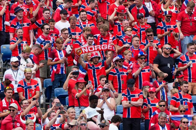 Fans aus Norwegen - Boston 26.06.2026: Frankreich vs. Norwegen, Gilette Stadium, World Cup 26 Gruppe I, 3. Spieltag *** Fans from Norway Boston, June 26, 2026 France vs. Norway, Gilette Stadium, World Cup Group I, Matchday 3