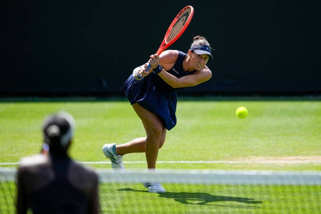 Lexus Eastbourne Open - Day Five Asia Muhammad of the United States plays with partner Fanny Stollar of Hungary during their semifinal doubles match against Gabriela Dabrowski of Canada and Luisa Stefani of Brazil at the 2026 Lexus Eastbourne Open Women s tennis tournament at the Devonshire Park Lawn Tennis Club in Eastbourne, England, on June 26, 2026. Eastbourne United Kingdom  Copyright: xOwenxHammondx originalFilename:hammond-2026lexu260626_npzED.jpg