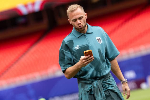 SOCCER - FIFA World Cup, WM, Weltmeisterschaft, Fussball 2026 KANSAS CITY,MISSOURI,USA,26.JUN.26 - SOCCER - FIFA World Cup 2026, group stage, Algeria vs Austria, preview, pitch walk team AUT. Image shows Alexander Schlager (AUT).  GEPAxpictures xArminxRauthner