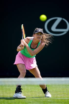 Lexus Eastbourne Open - Day Five Jesika Maleckova (CZE) and Miriam Skoch (CZE) compete in their semifinal doubles match against Isabelle Haverlag (NED) and Maia Lumsden (GBR) at the 2026 Lexus Eastbourne Open Women s tennis tournament at the Devonshire Park Lawn Tennis Club in Eastbourne, England, on June 26, 2026. Eastbourne United Kingdom  Copyright: xOwenxHammondx originalFilename:hammond-2026lexu260626_np84E.jpg