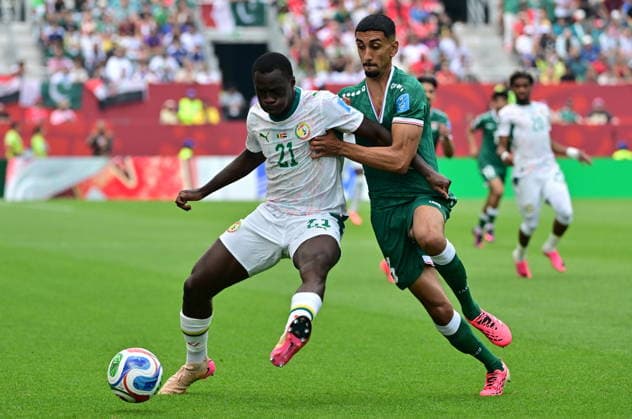 RECORD DATE NOT STATED FIFA World Cup, WM, Weltmeisterschaft, Fussball 2026 - Group I - Senegal vs Iraq Habib Diarra of Senegal (L) and Amir Al-Ammari of Iraq in action during the FIFA World Cup 2026 group stage match Senegal against Iraq, in Toronto, Canada, 26 June 2026. TORONTO United States  Copyright: xEDUARDOxLIMAx