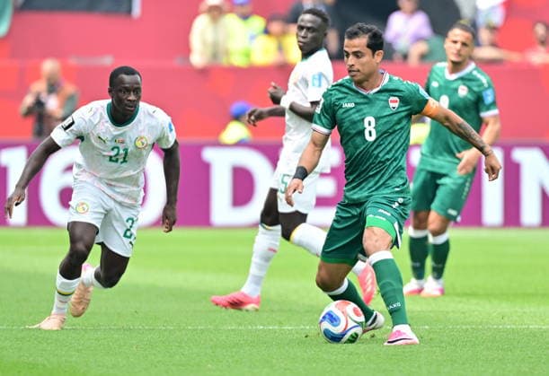RECORD DATE NOT STATED FIFA World Cup, WM, Weltmeisterschaft, Fussball 2026 - Group I - Senegal vs Iraq Ibrahim Bayesh of Iraq (R) and Habib Diarra of Senegal in action during the FIFA World Cup 2026 group stage match Senegal against Iraq, in Toronto, Canada, 26 June 2026. TORONTO United States  Copyright: xEDUARDOxLIMAx