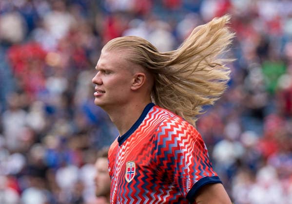 Einzelbild, Single image: Erling Haaland (Norway, 9) beim Warmmachen vor dem Spiel. FIFA World Cup, WM, Weltmeisterschaft, Fussball 2026: Norwegen v Frankreich 26 June 2026, FIFA World Cup 2026: Norwegen v Frankreich (Group I, Matchday 3) at Boston Stadium in Foxborough, Massachusetts, USA *** Single image: Erling Haaland of Norway, No. 9, warming up before the 2026 FIFA World Cup match between Norway and France on June 26, 2026; 2026 FIFA World Cup, Norway vs. France, Group I, Matchday 3, at Boston Stadium in Foxborough, Massachusetts, USA Copyright: HMBxMedia xMarcoxBader