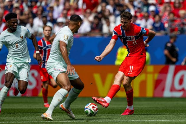 260626 Jorgen Strand Larsen of Norway during the FIFA World Cup, WM, Weltmeisterschaft, Fussball 2026 group stage football match between Norway and France on June 26, 2026 in Foxborough. Photo: Vegard Grott BILDBYRAN kod VG VG0967 bbeng fotboll football soccer fotball vm fotbolls-vm fotball-vm fotbolls-vm 2026 fifa world cup 2026 norge norway frankrike france boston *** 260626 Jorgen Strand Larsen of Norway during the 2026 FIFA World Cup group stage soccer match between Norway and France on June 26, 2026 in Foxborough. Photo by Vegard Grott, BILDBYRAN. Code: VG VG0967 bbeng soccer football fotball World Cup soccer World Cup fotball World Cup soccer World Cup 2026 FIFA World Cup 2026 Norway France Boston  Copyright: VEGARDxGRoTT BB260626VG013
